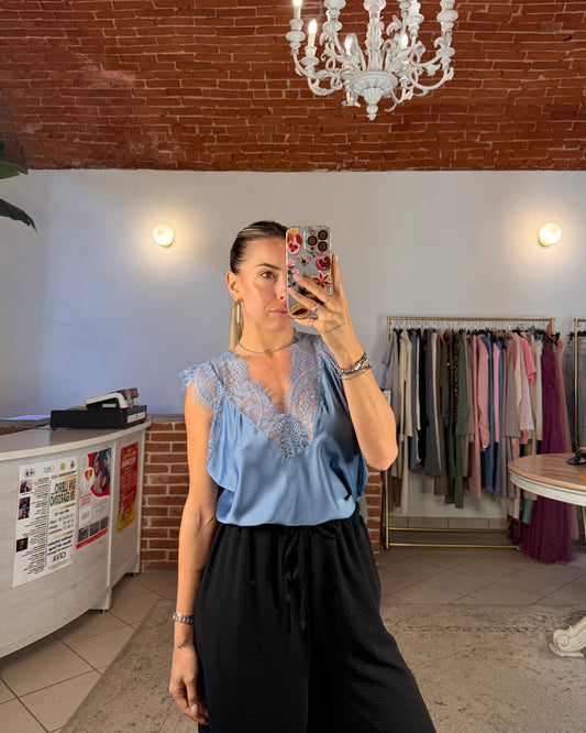 Canotta in raso e pizzo