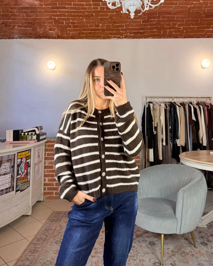 Cardigan con bottoni