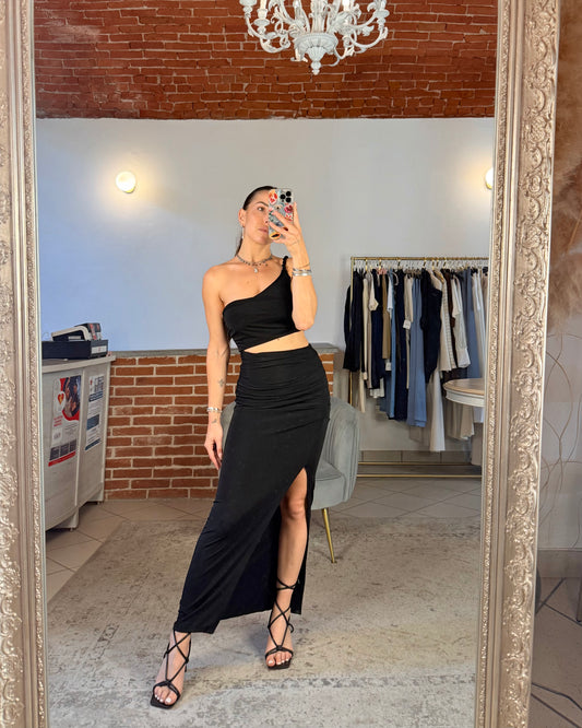 Abito cut out
