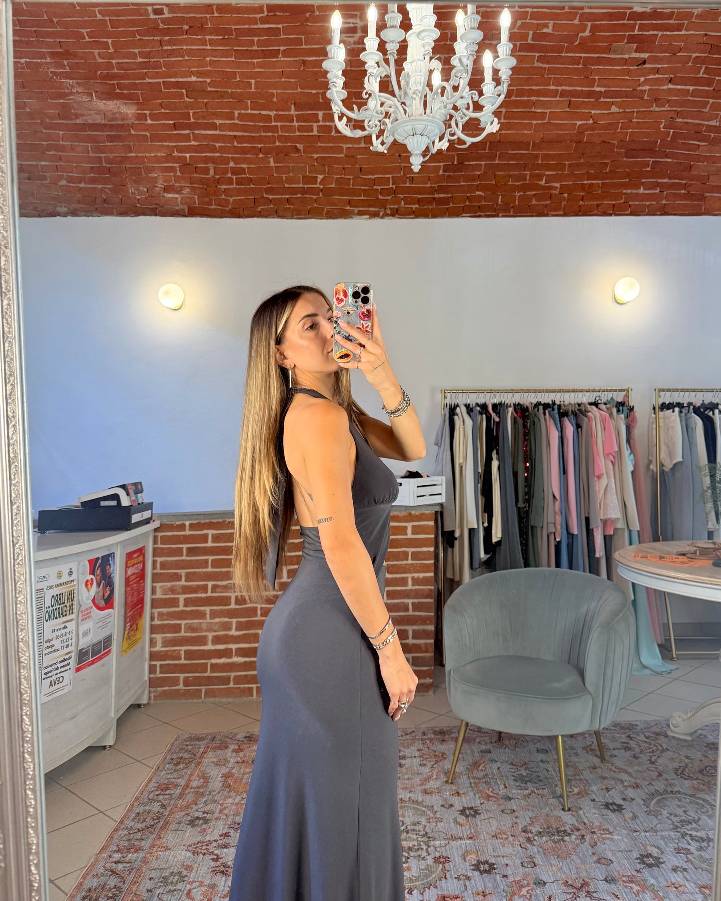 Abito cut out