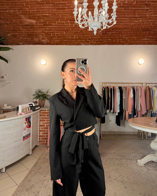 Blazer crop con lacci