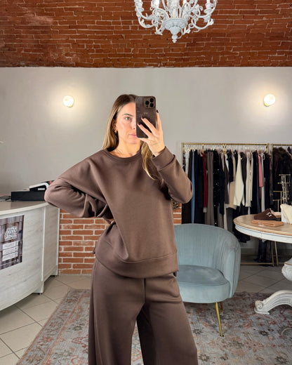 Tuta in viscosa felpata