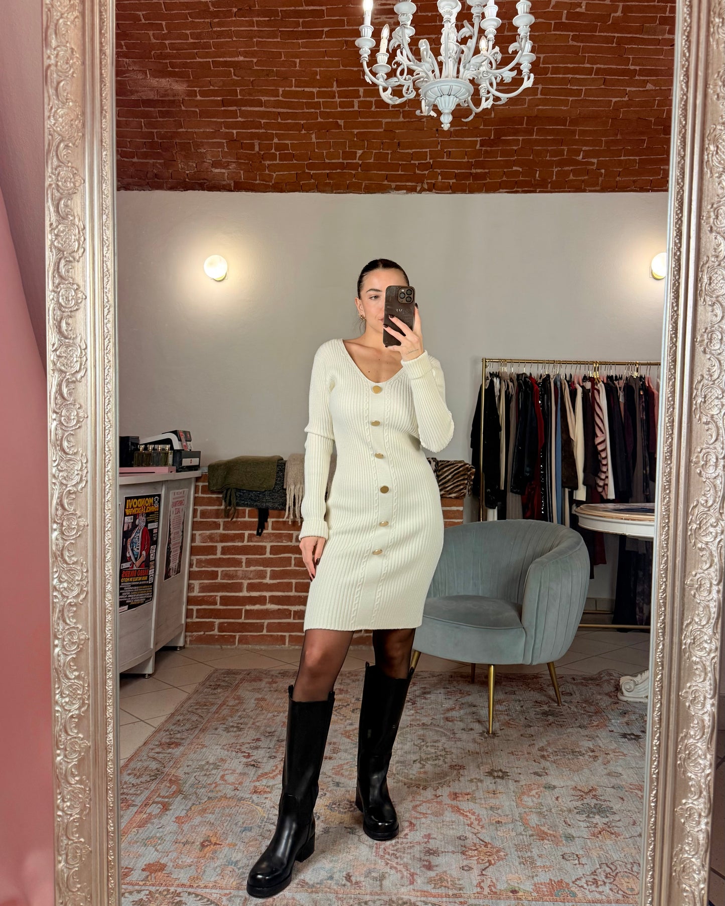 Robe en maille à boutons