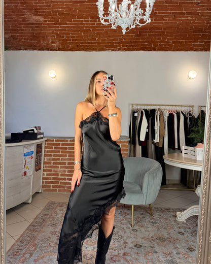 Abito halter in raso e pizzo