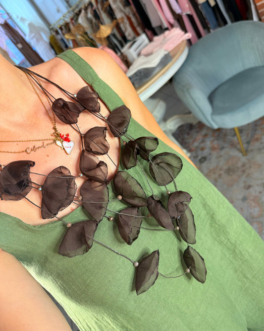 Collana petali