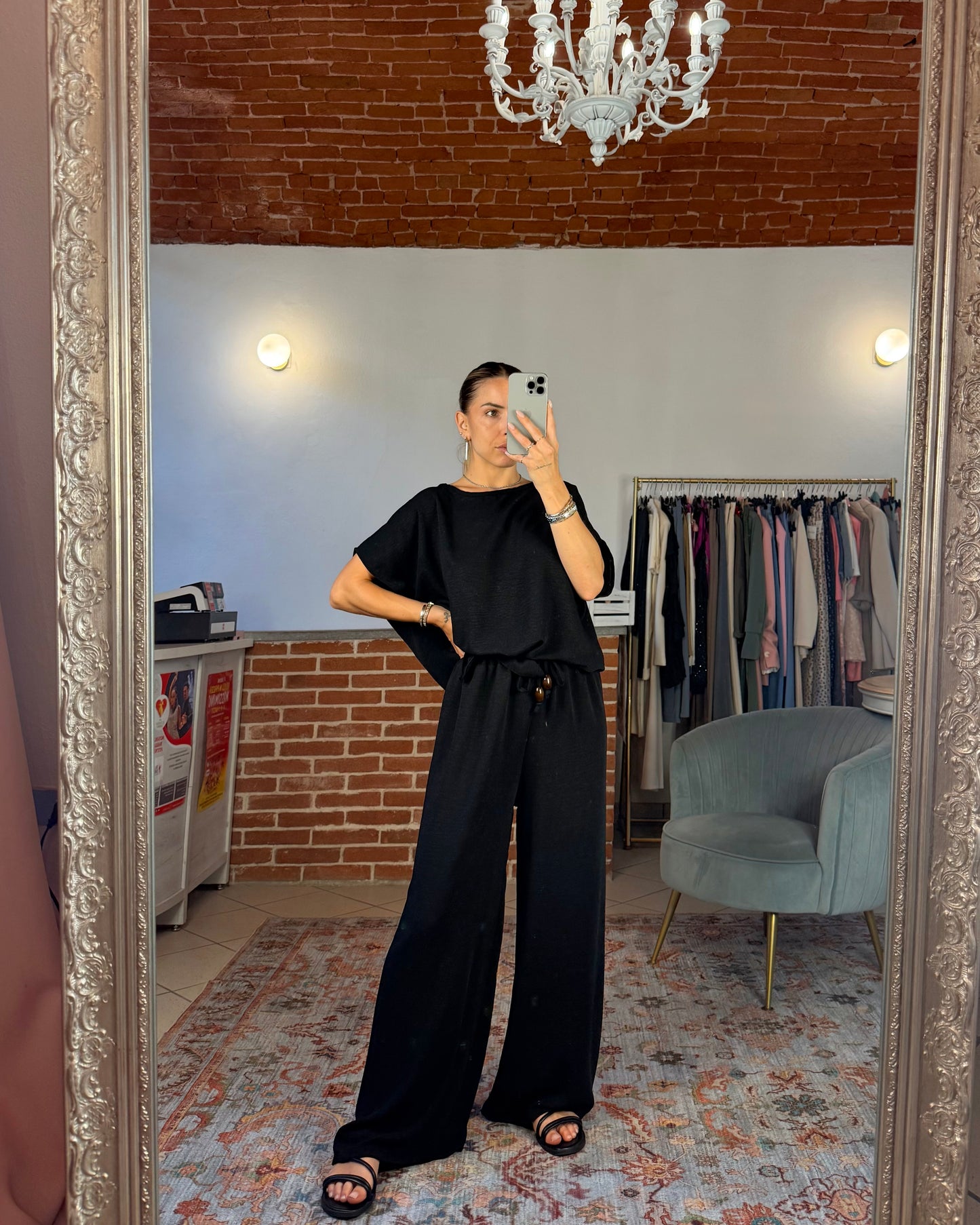 Pantalone con perline in legno