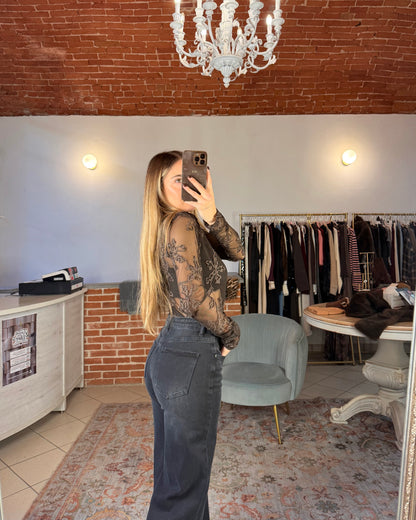 jeans à jambes larges