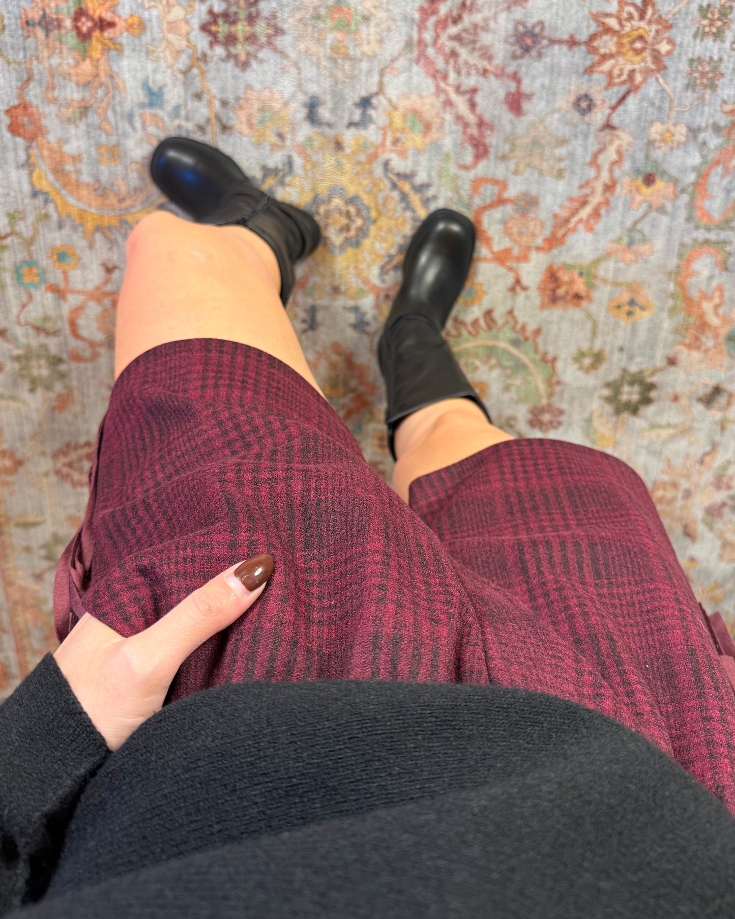 Pantaloncino in panno con frange