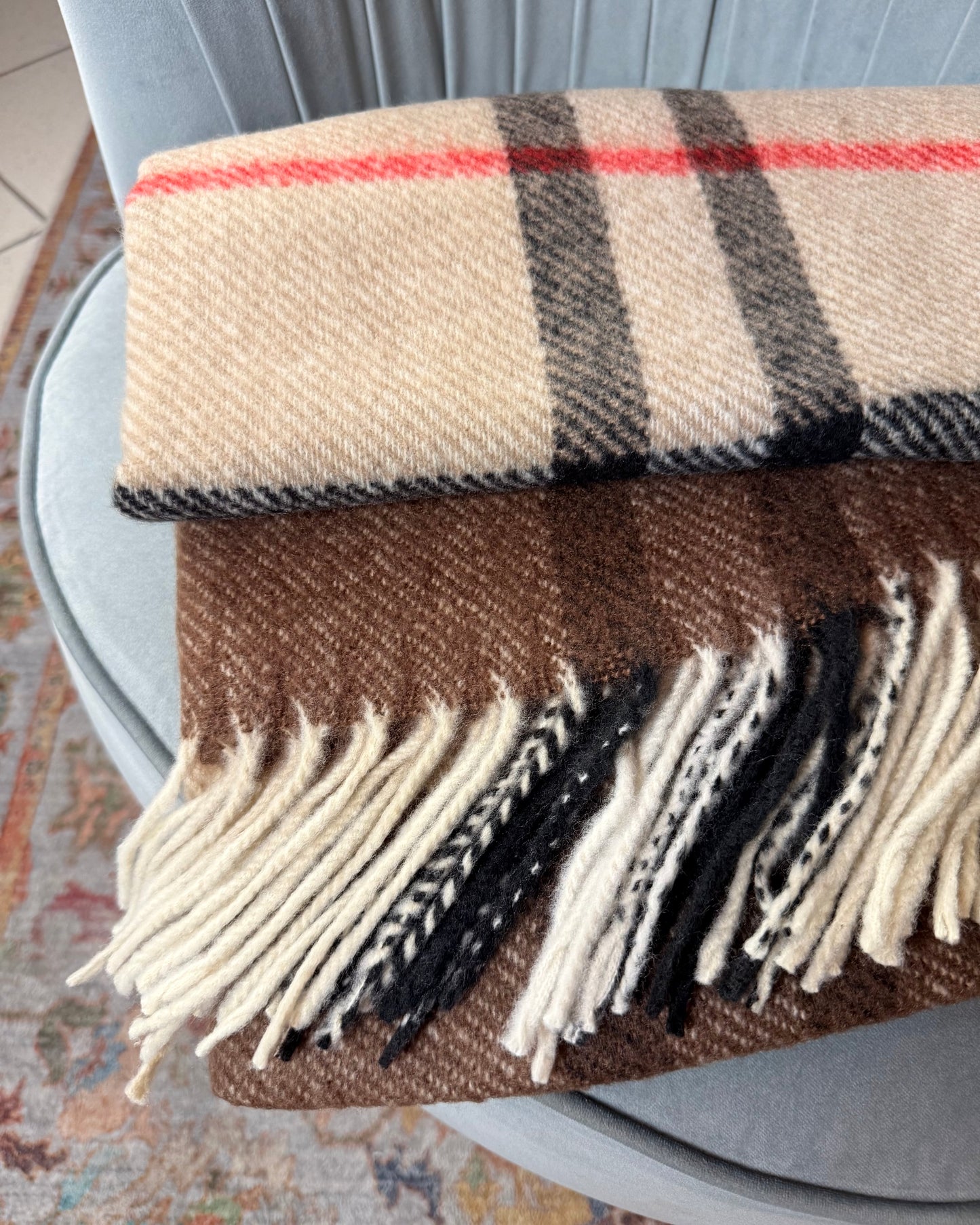 Tartan patterned scarf with fringes