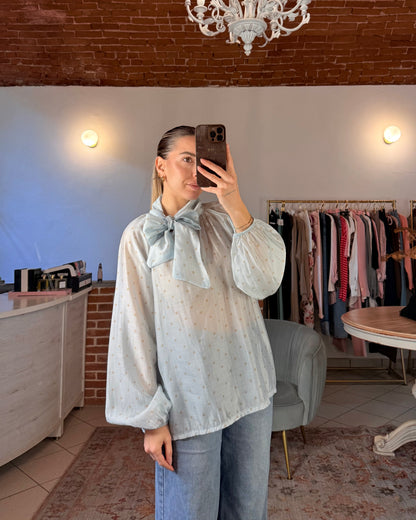 Camicia a pois con fiocco