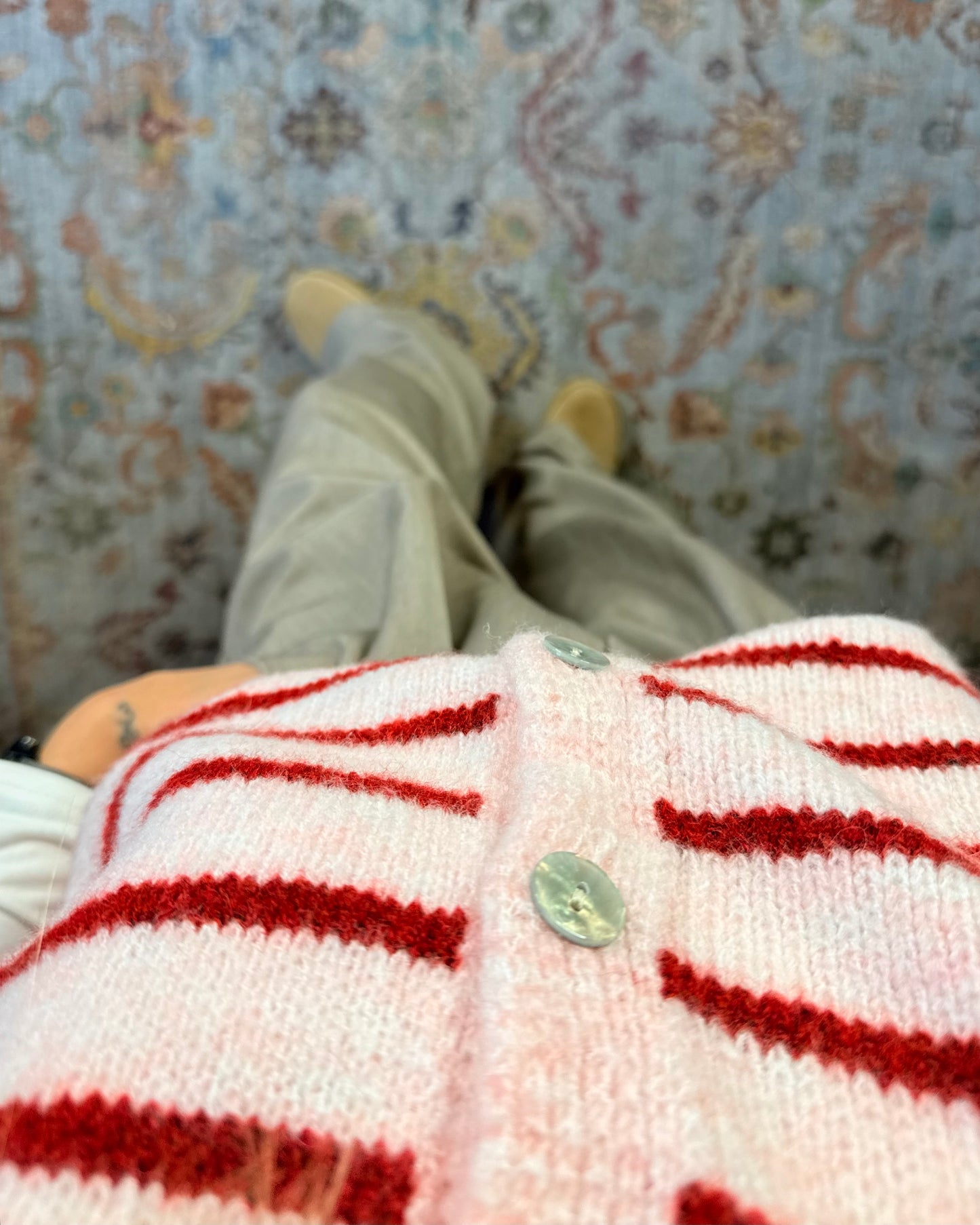 Knitted vest with buttons