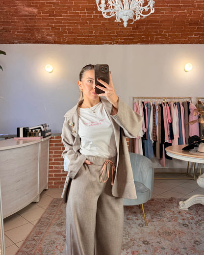 Blazer oversize con spille