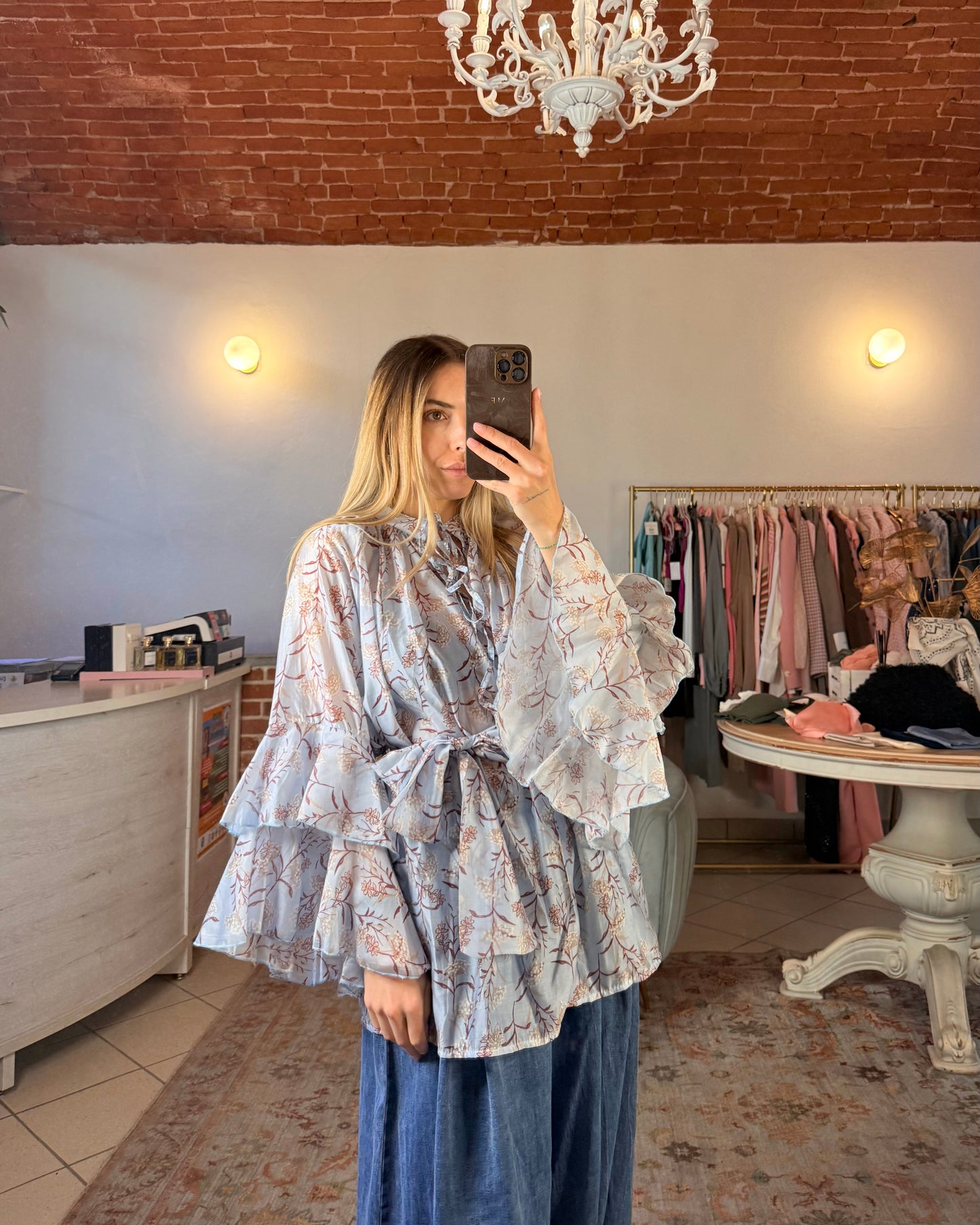 Blusa fantasia fit over