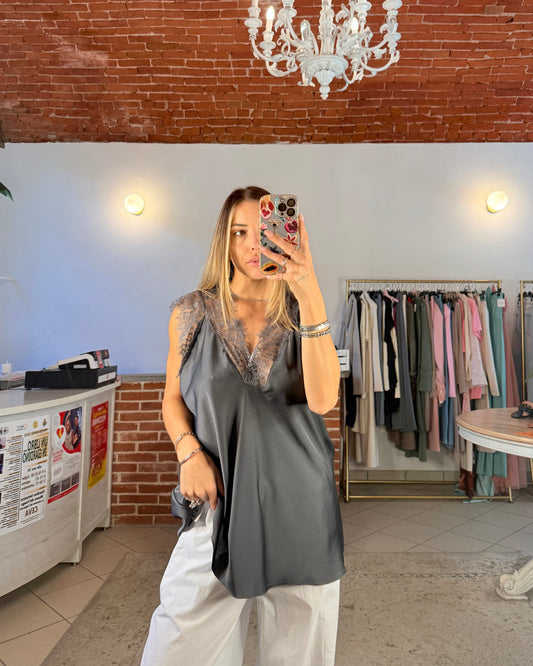 Canotta in raso e pizzo