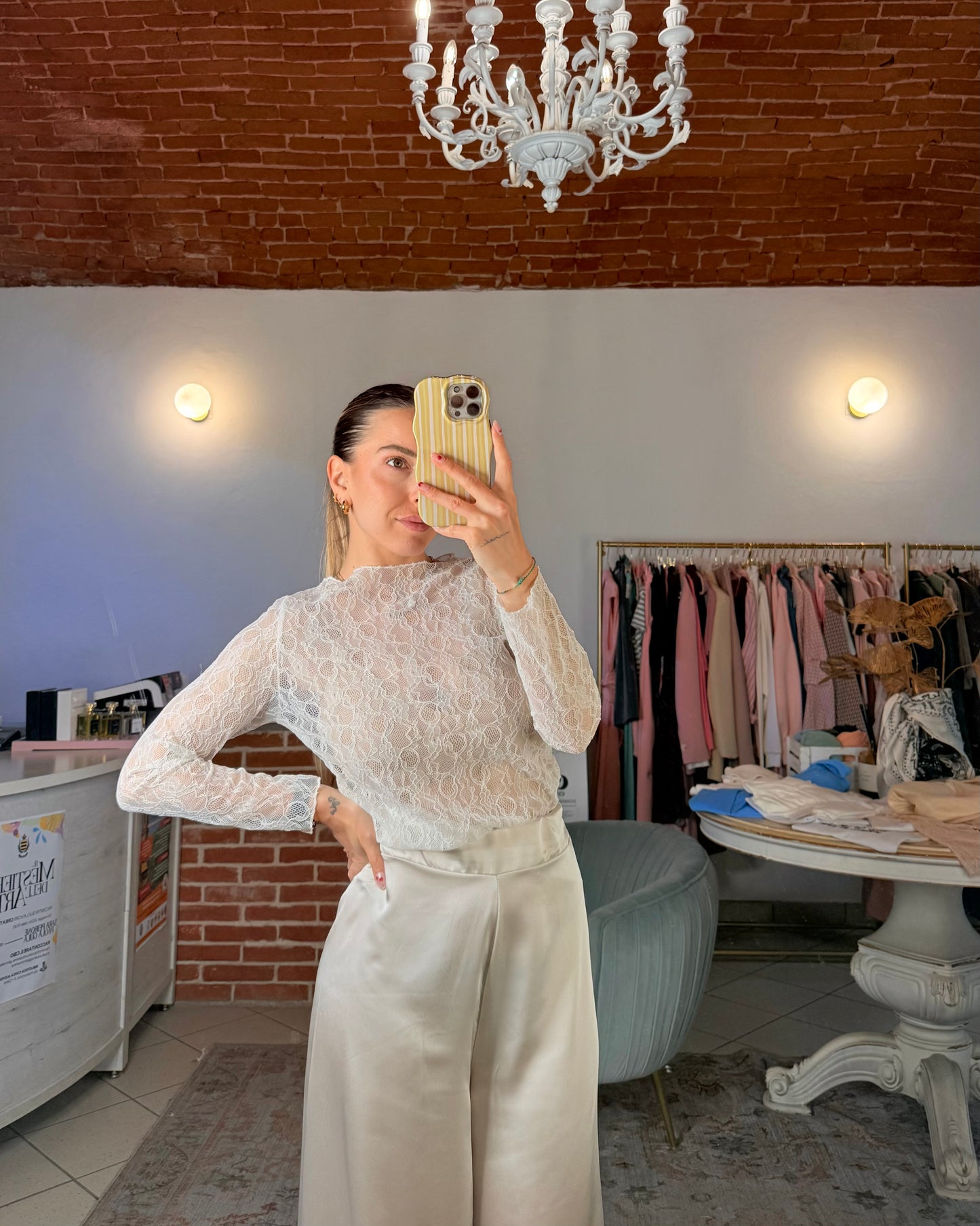Maglia in pizzo