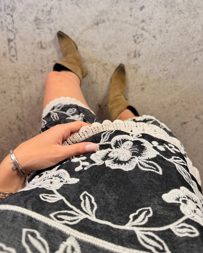 Coordinato con ricami