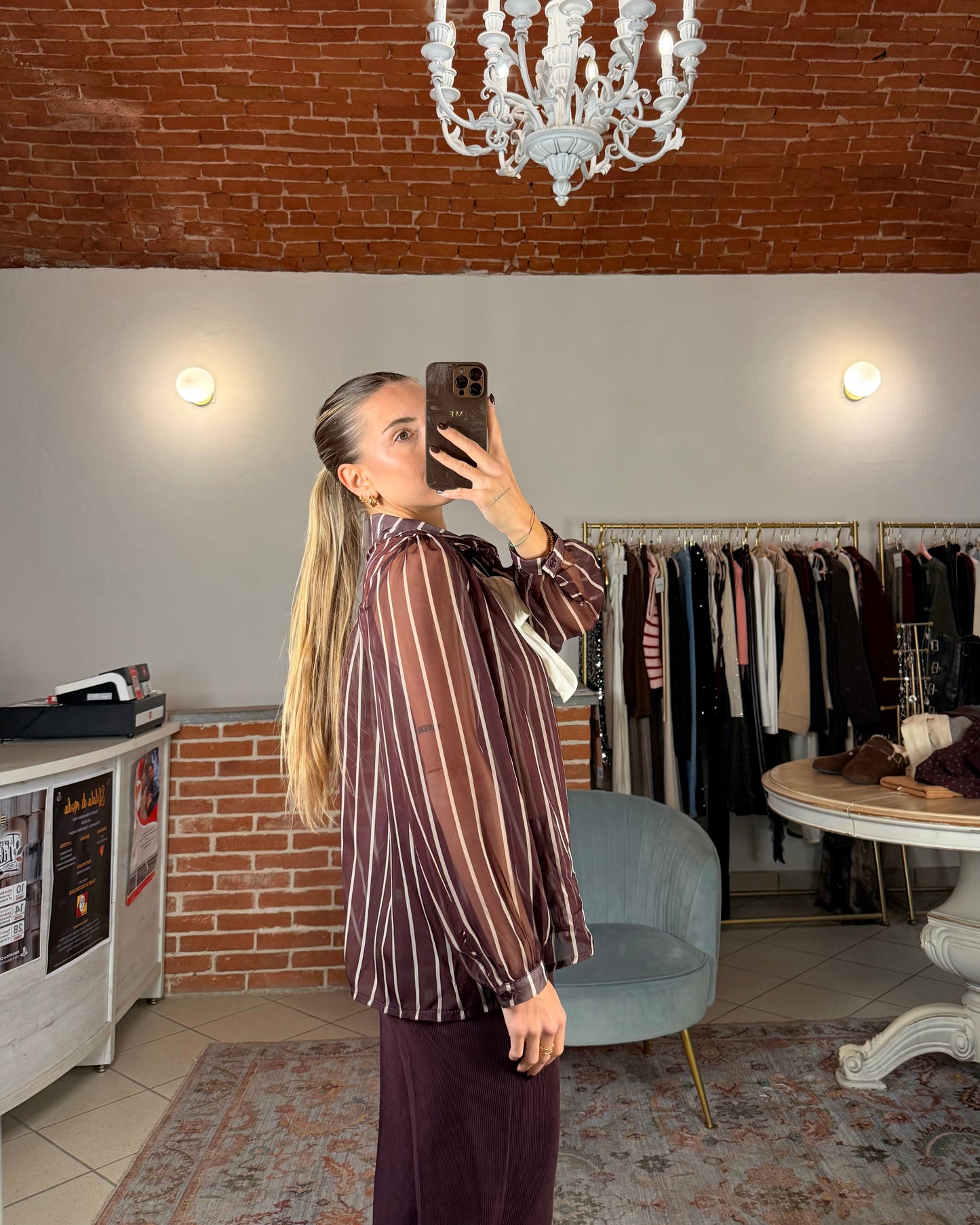 Chemise à rayures transparentes