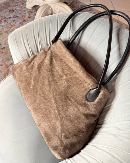 Maxi eco fur bag