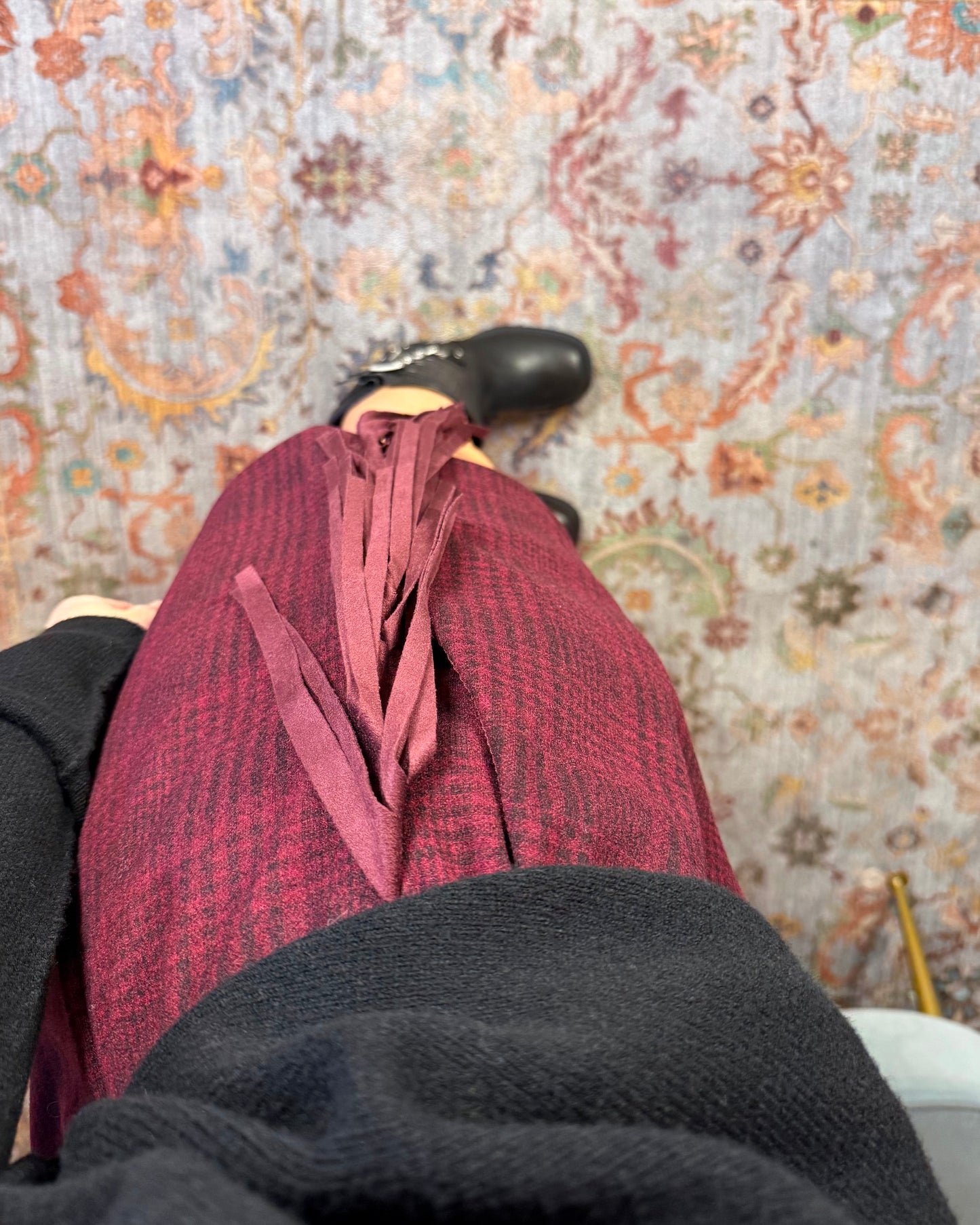 Pantaloncino in panno con frange