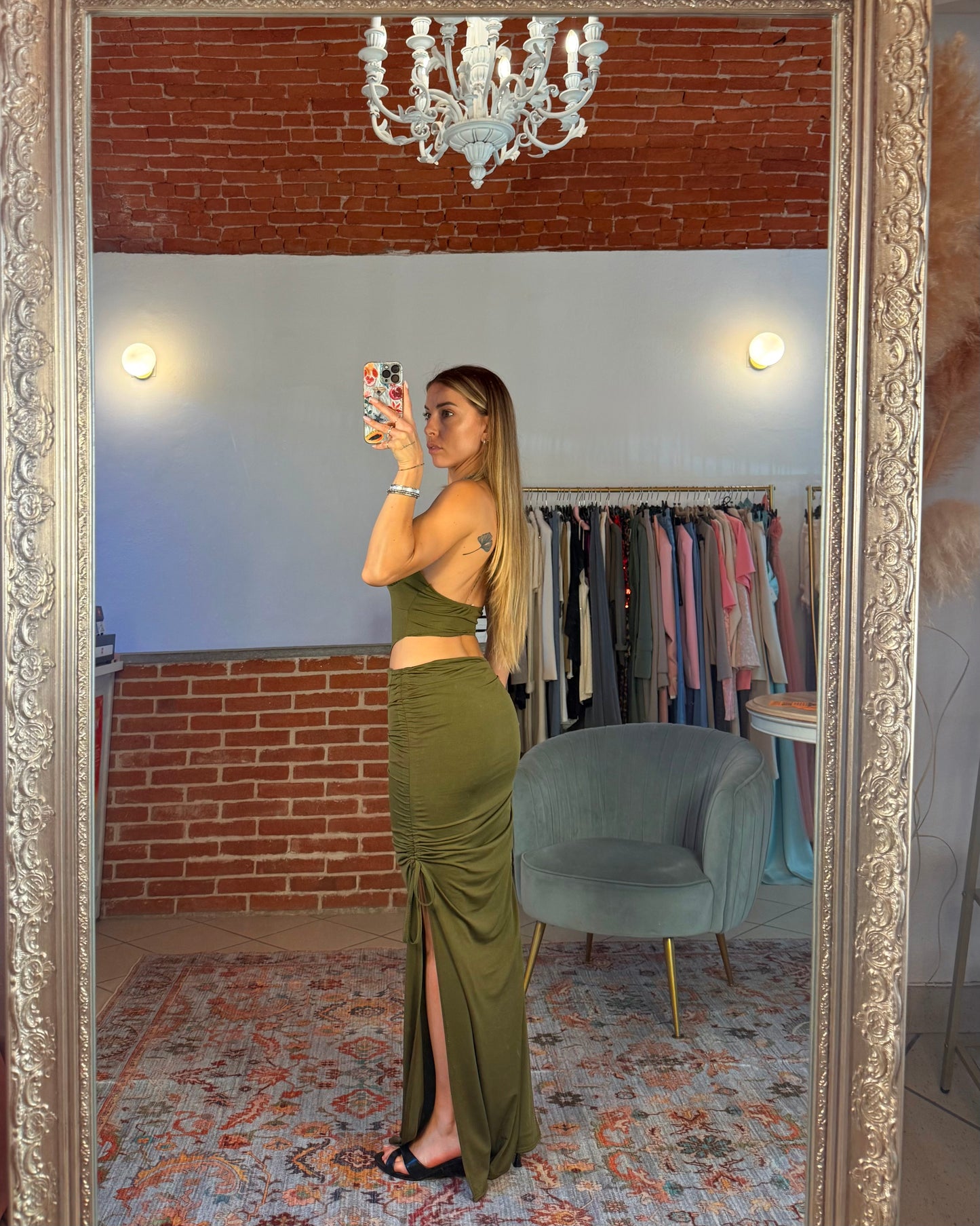 Abito lungo cut out