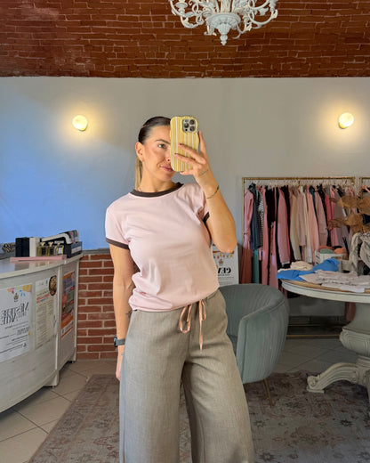T-shirt con bordo a contrasto