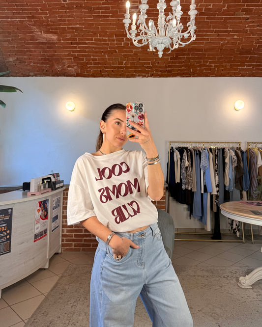 T-shirt oversize “COOL MOMS CLUB”