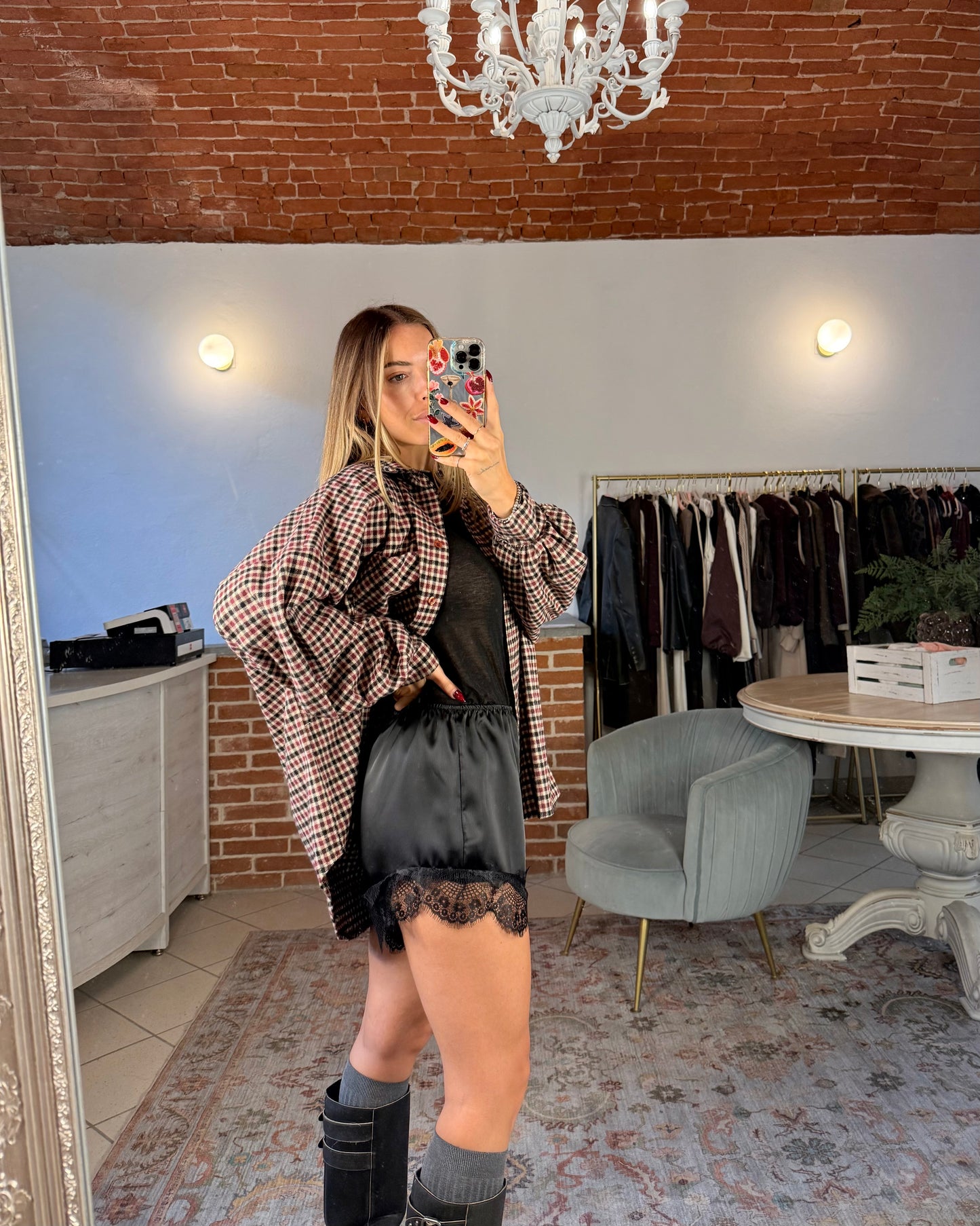 Shorts satin e pizzo