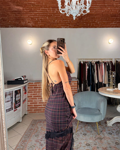 Dress with lace and transparencies