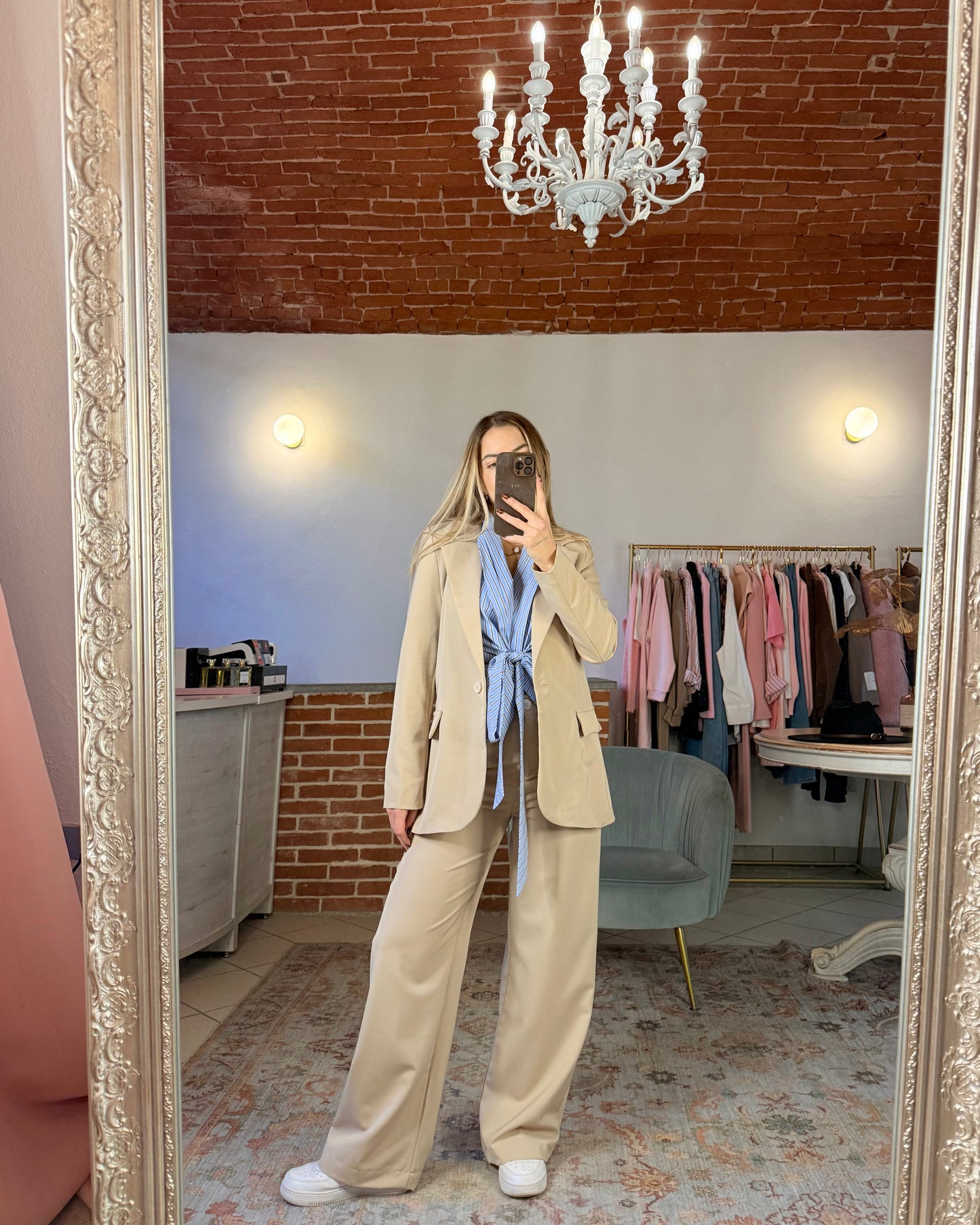 Tailleur camel