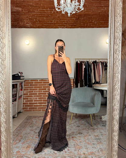 Dress with lace and transparencies