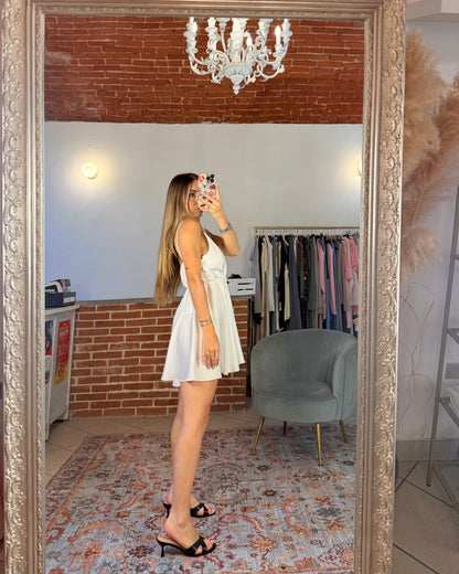 Tutina in raso