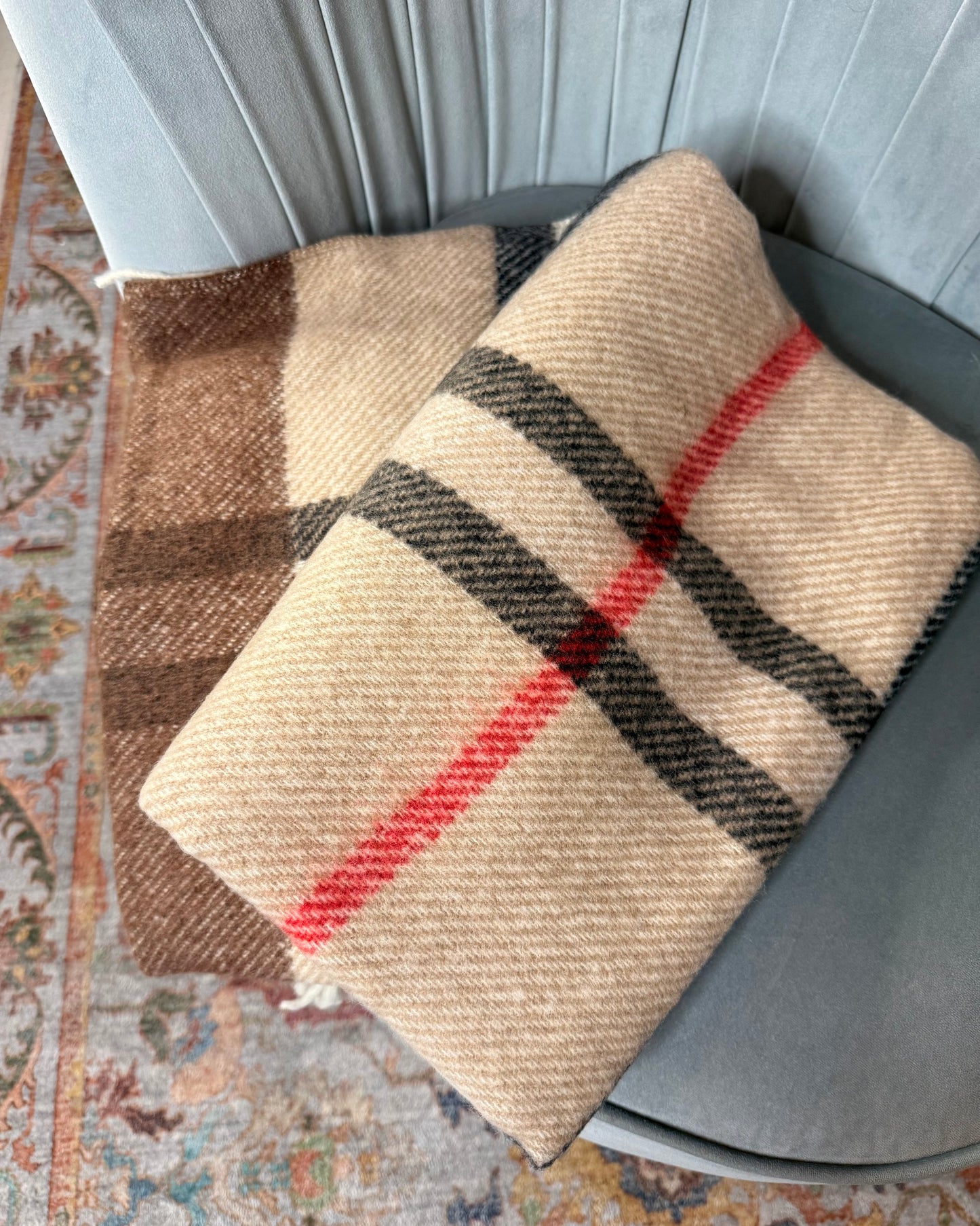 Tartan patterned scarf with fringes