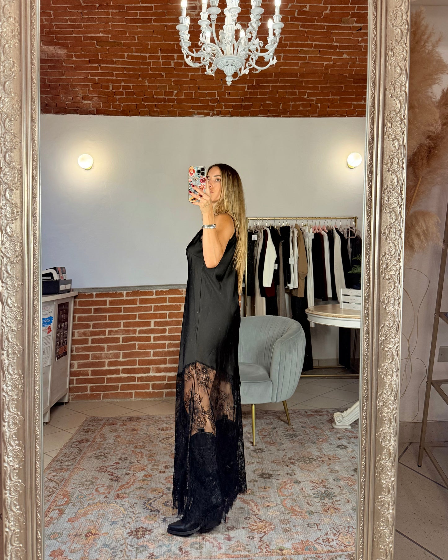 Abito lungo satin e pizzo