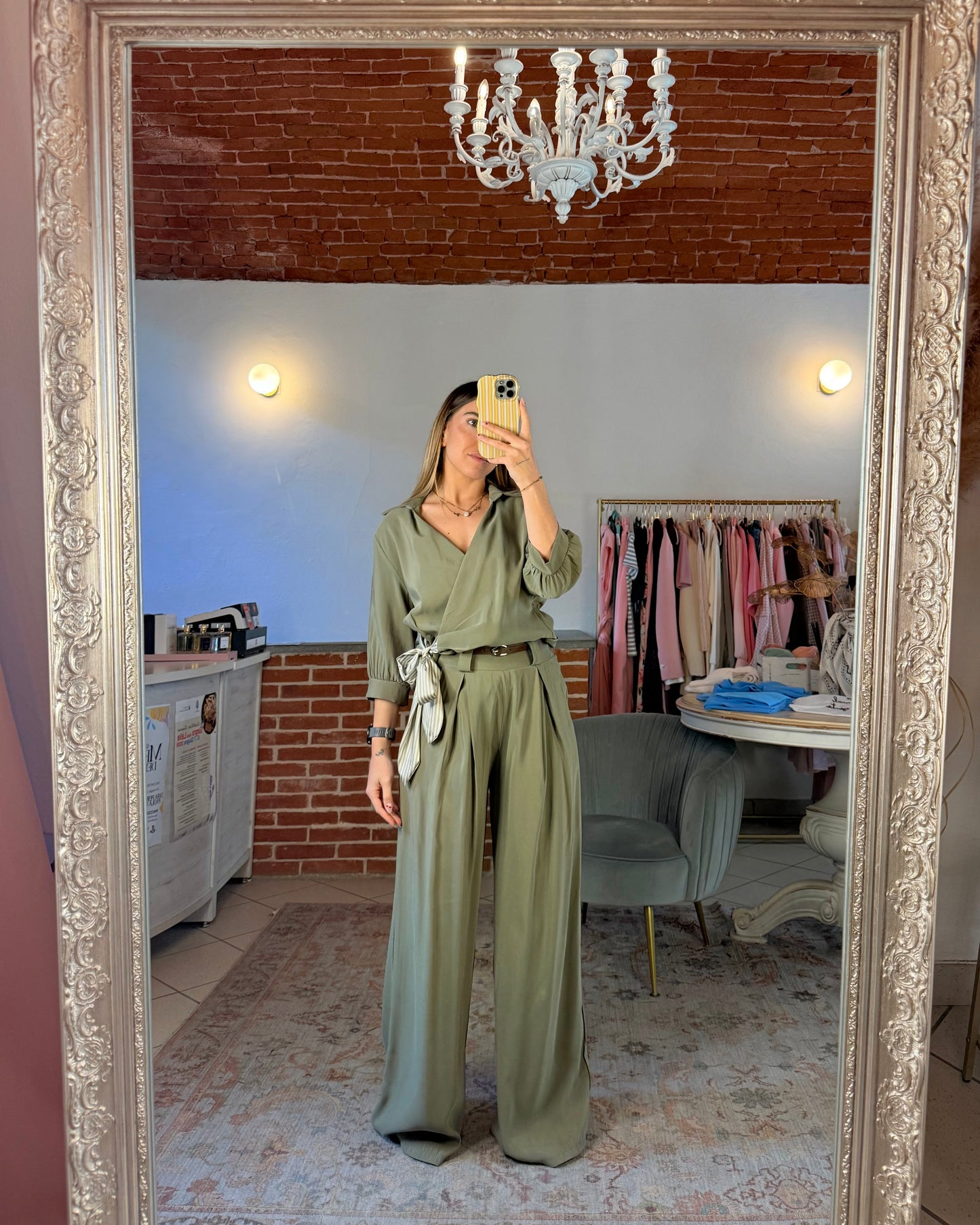 Pantalone con pinces