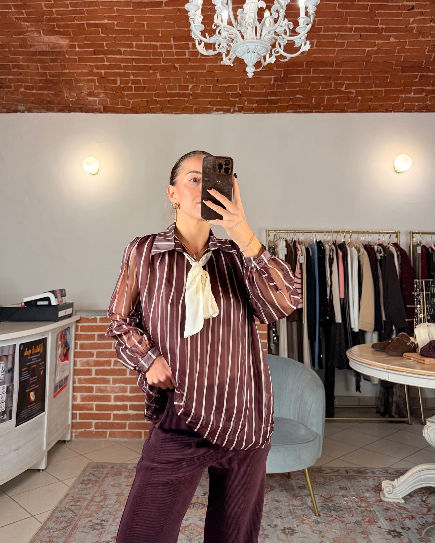 Chemise à rayures transparentes