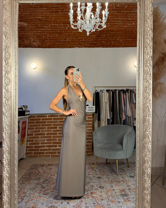 Abito lungo con fibbia