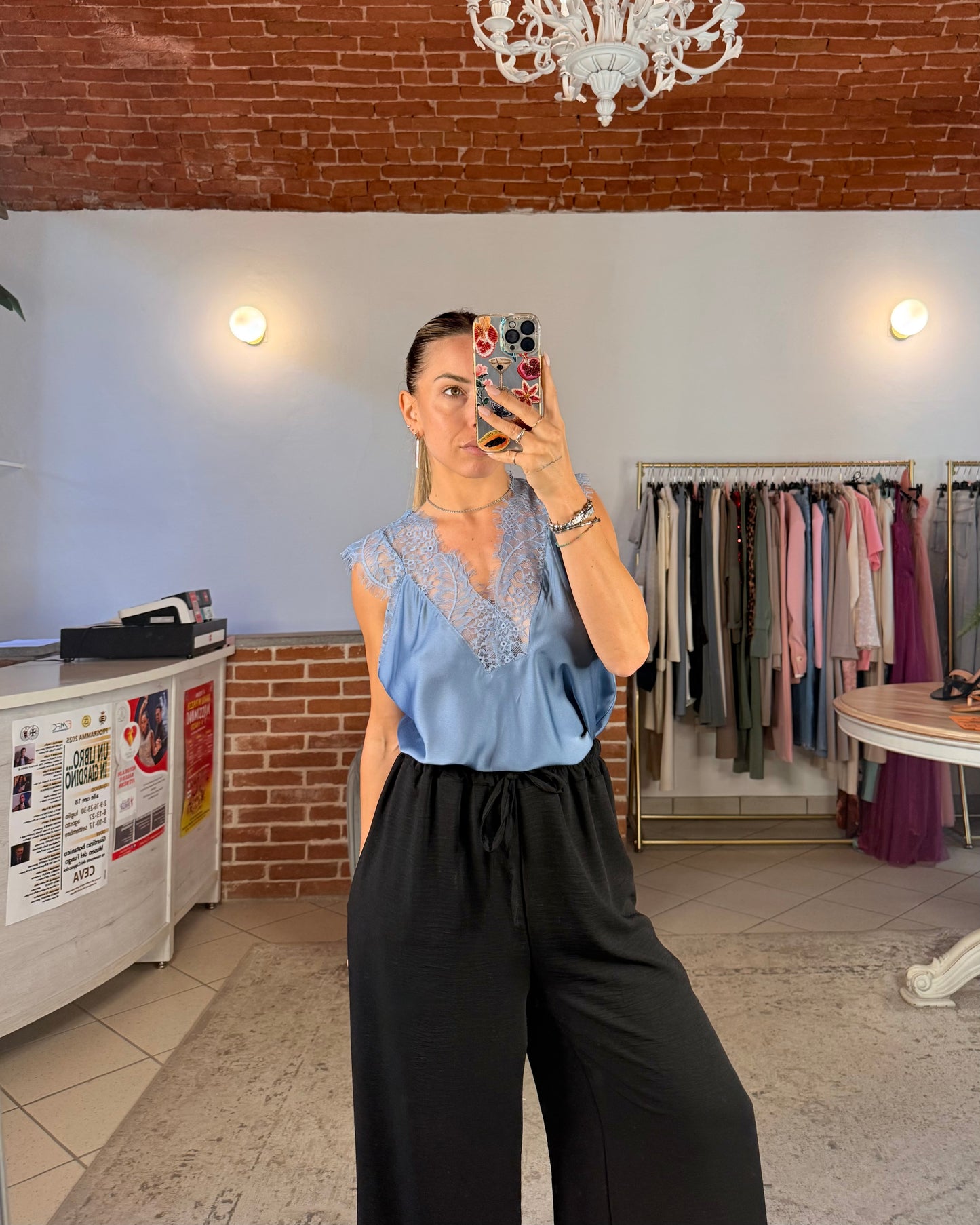 Pantalone con cordino