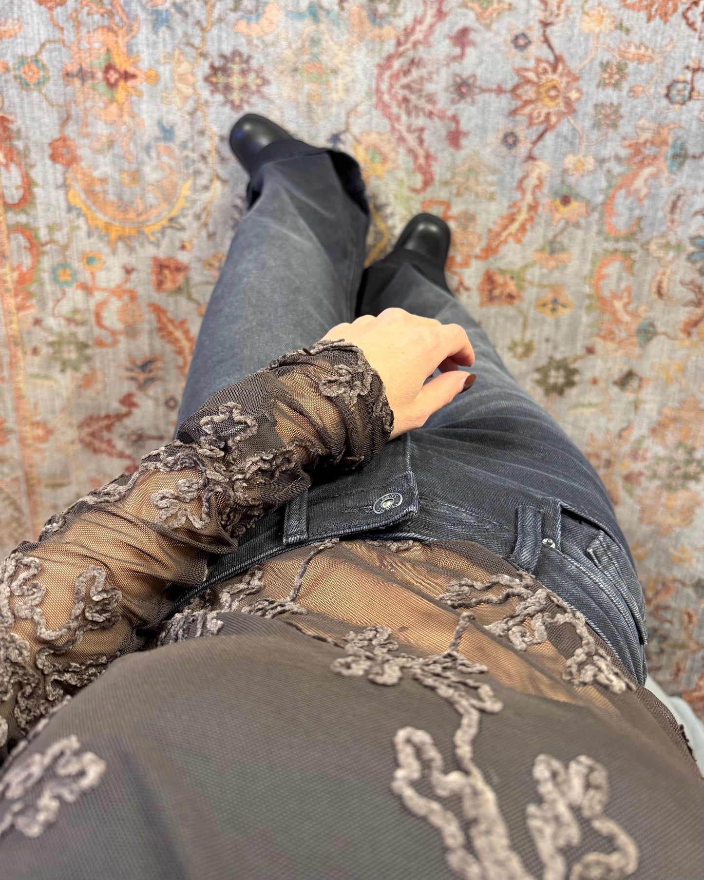 Maglietta tulle e ricami in velluto