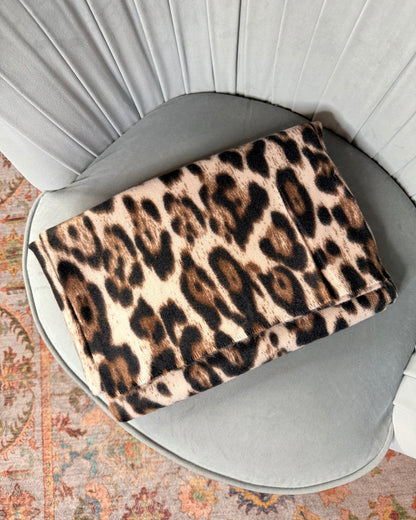 Écharpe à motif lion