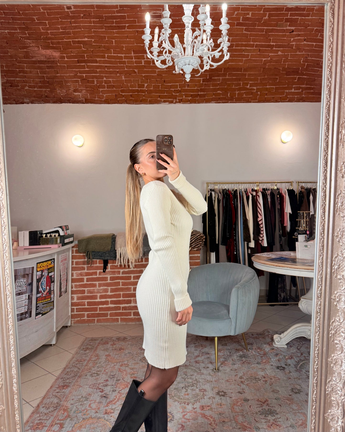 Robe en maille à boutons